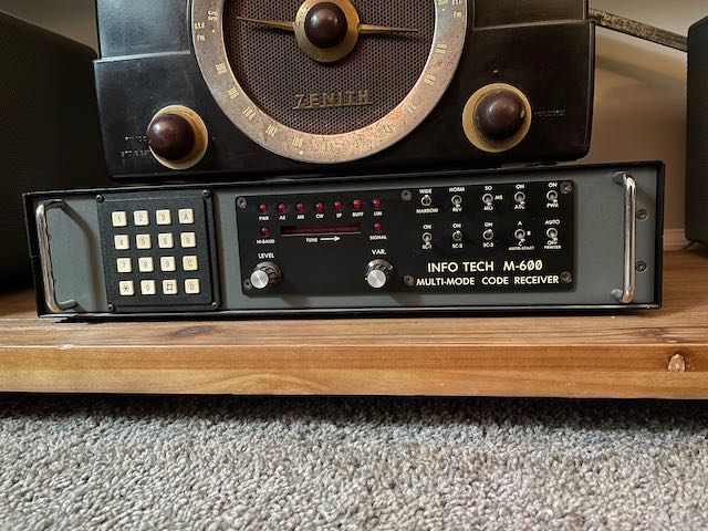 Info Tech M-600 Decoder